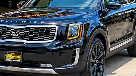 2021 Kia Telluride at the Sunroof King shop in Houston